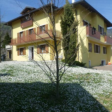 Casa Vacanza Ca Dei Logi Levico Terme Exterior photo